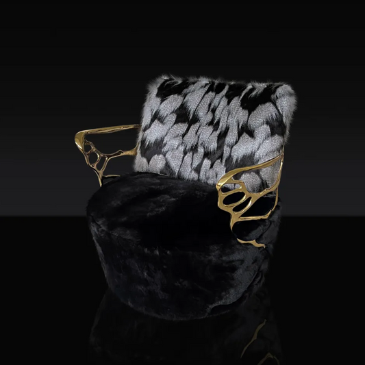 BUTTERFLY ILLUSION CHAIR