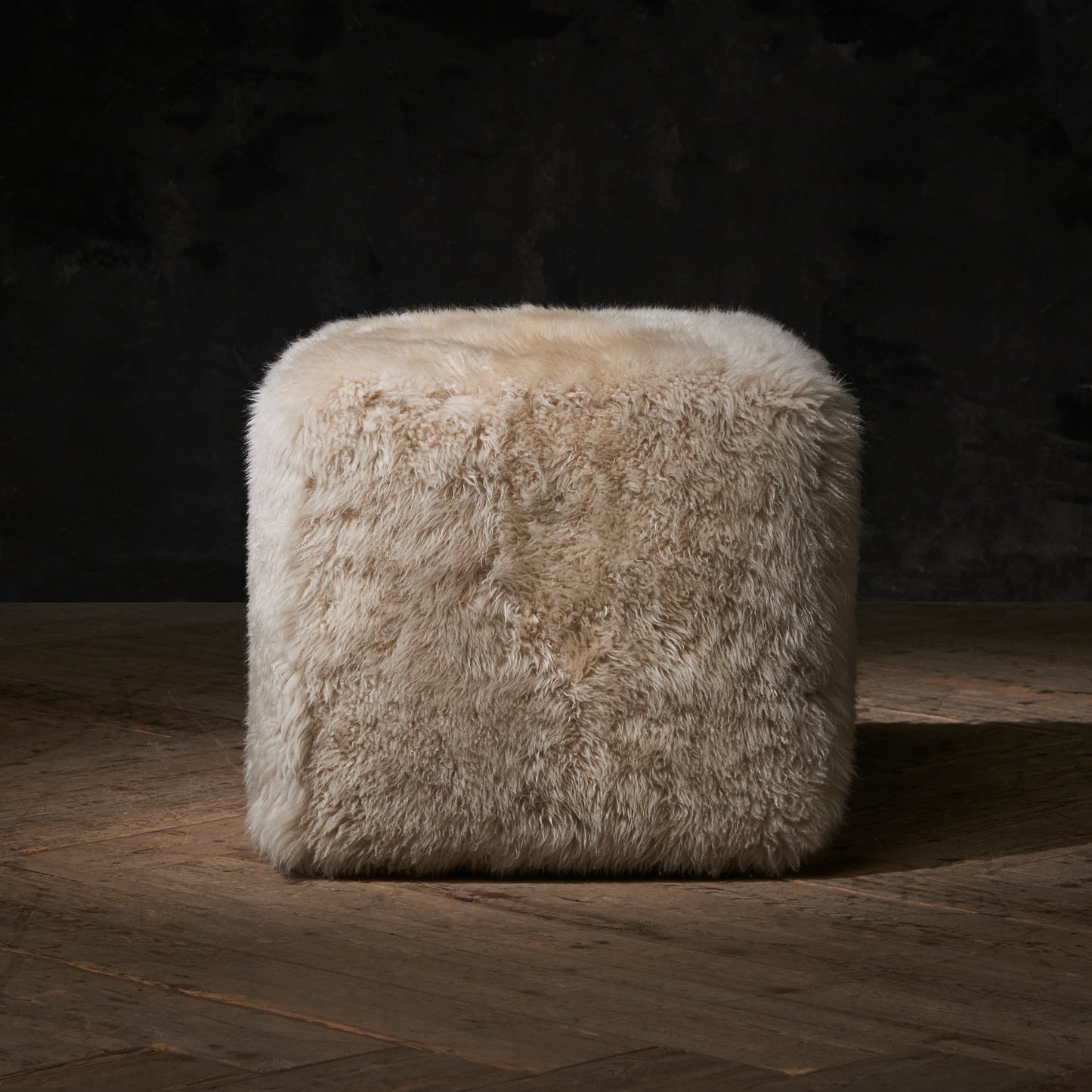 YETI SHEEPSKIN CUBE