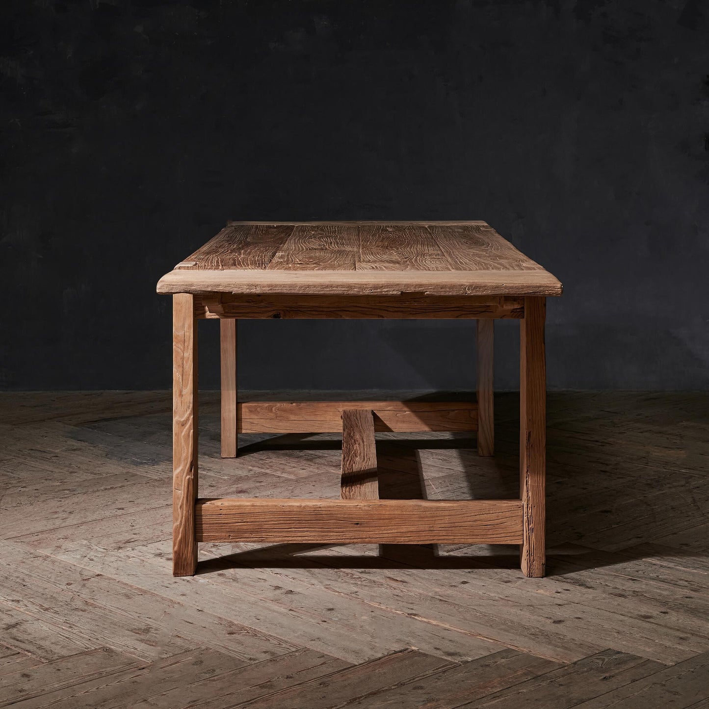 CROFTERS DINING TABLE