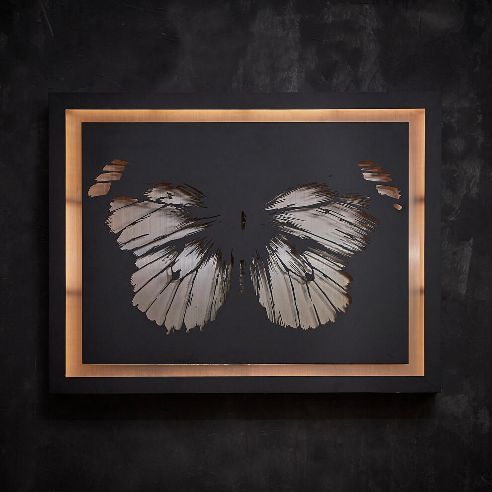 FLUTTER WALL ART