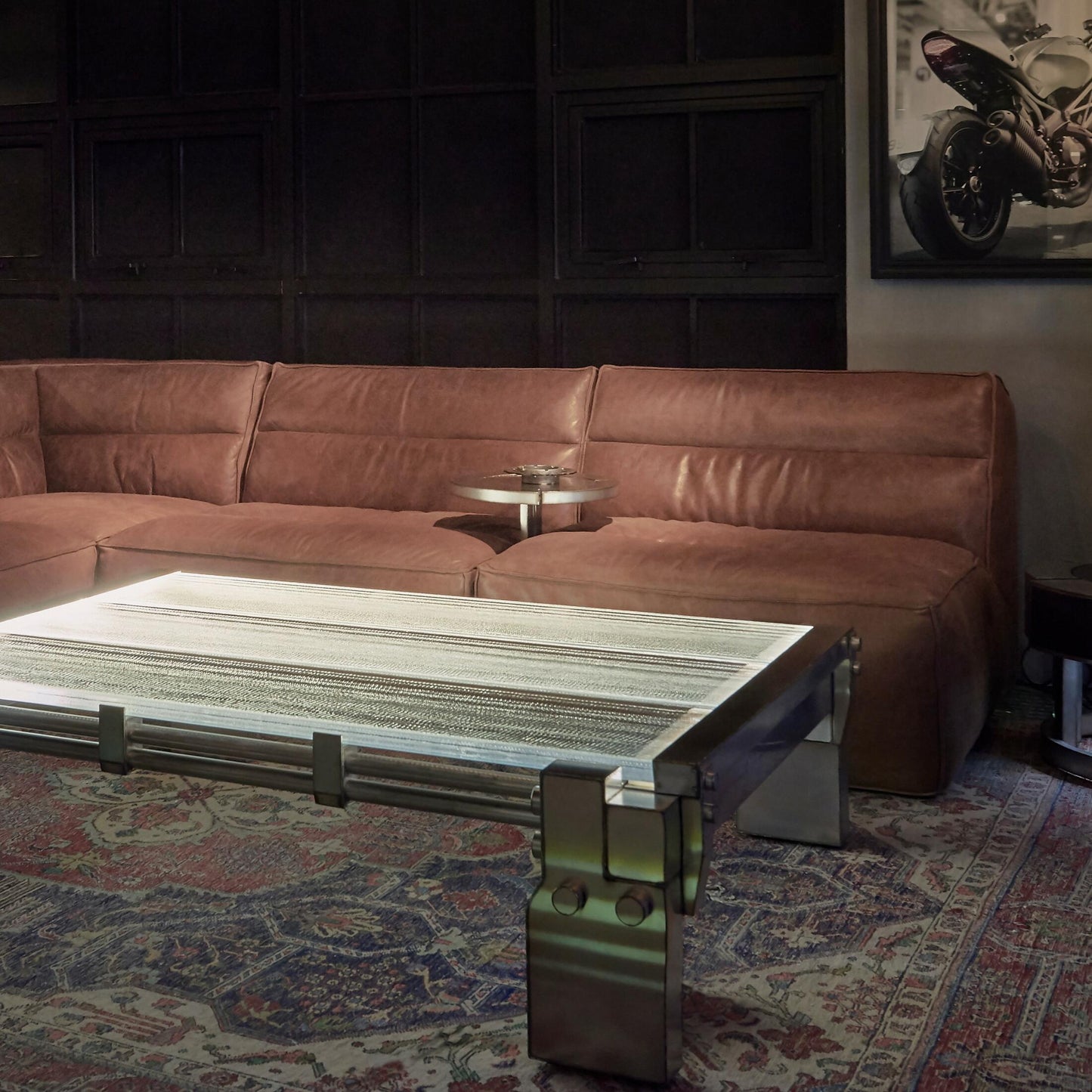 FLATBED COFFEE TABLE