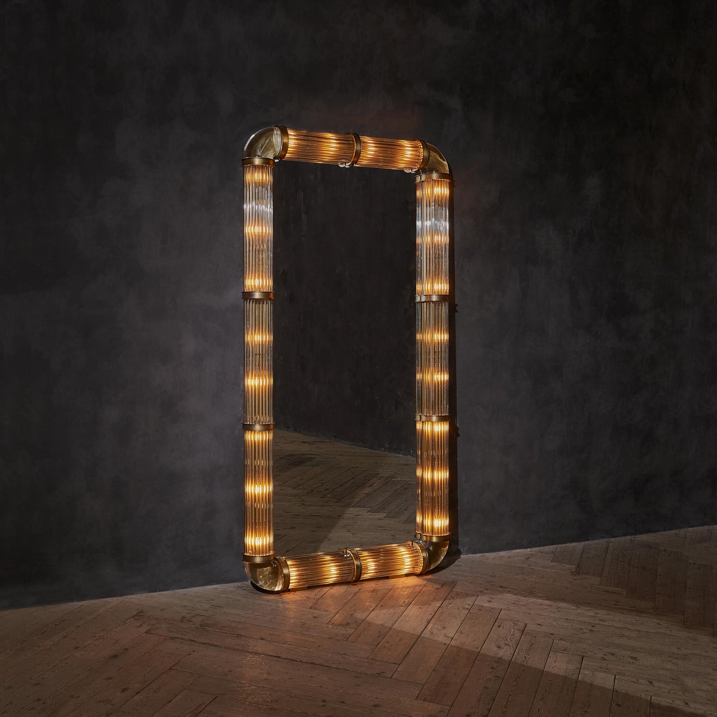 NEWTON TALL MIRROR