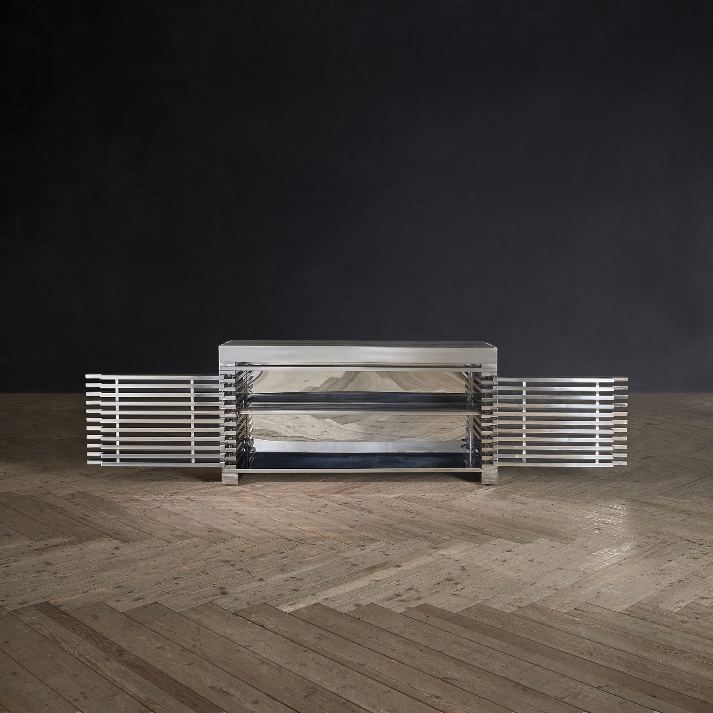 ZAZENNE SIDEBOARD