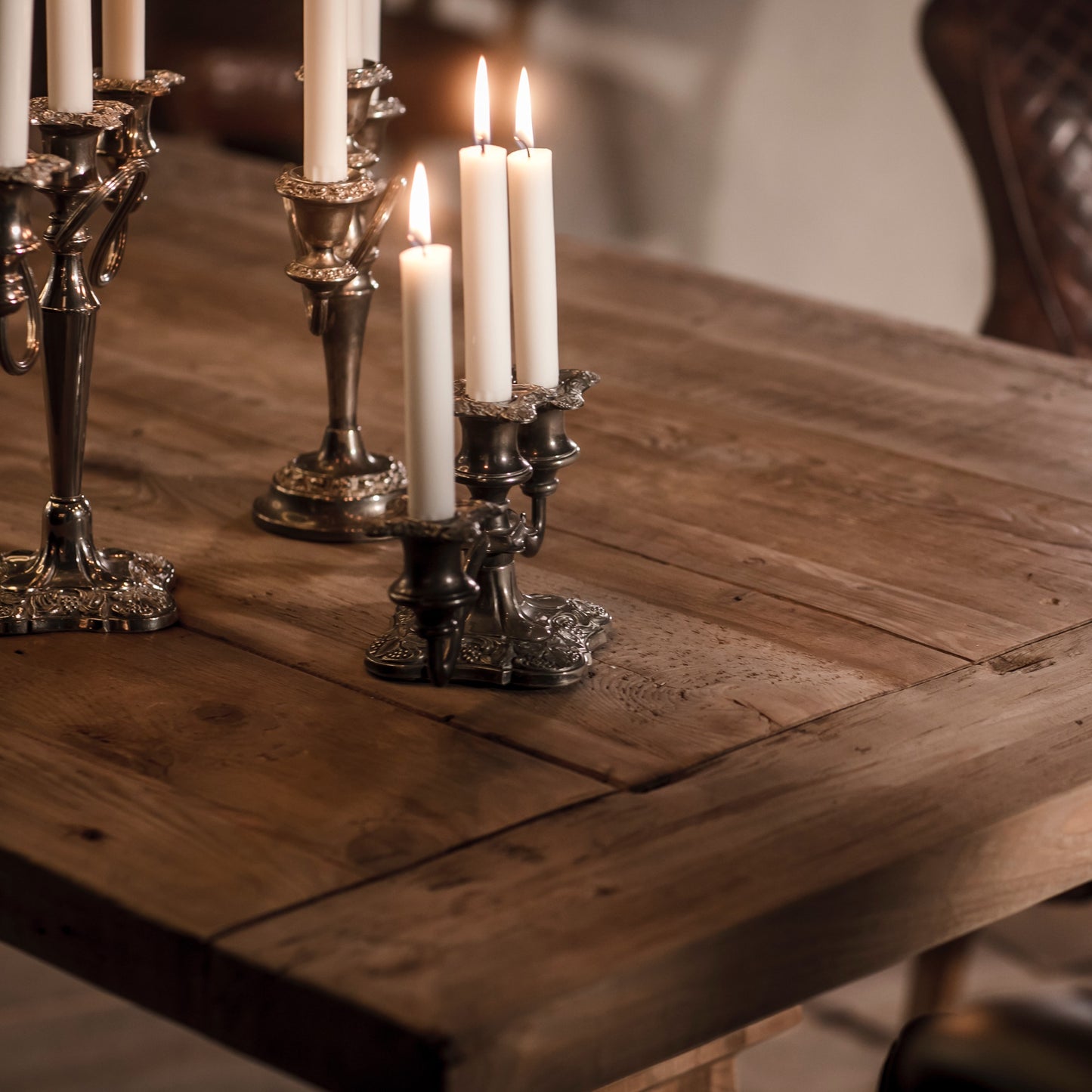 GEORGIAN ARCHITECTURAL DINING TABLE