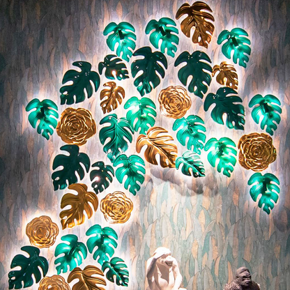 MONSTERA WALL LIGHT (GOLD)