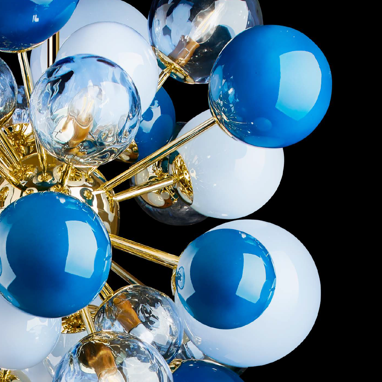 LADY V CHANDELIER BLUE