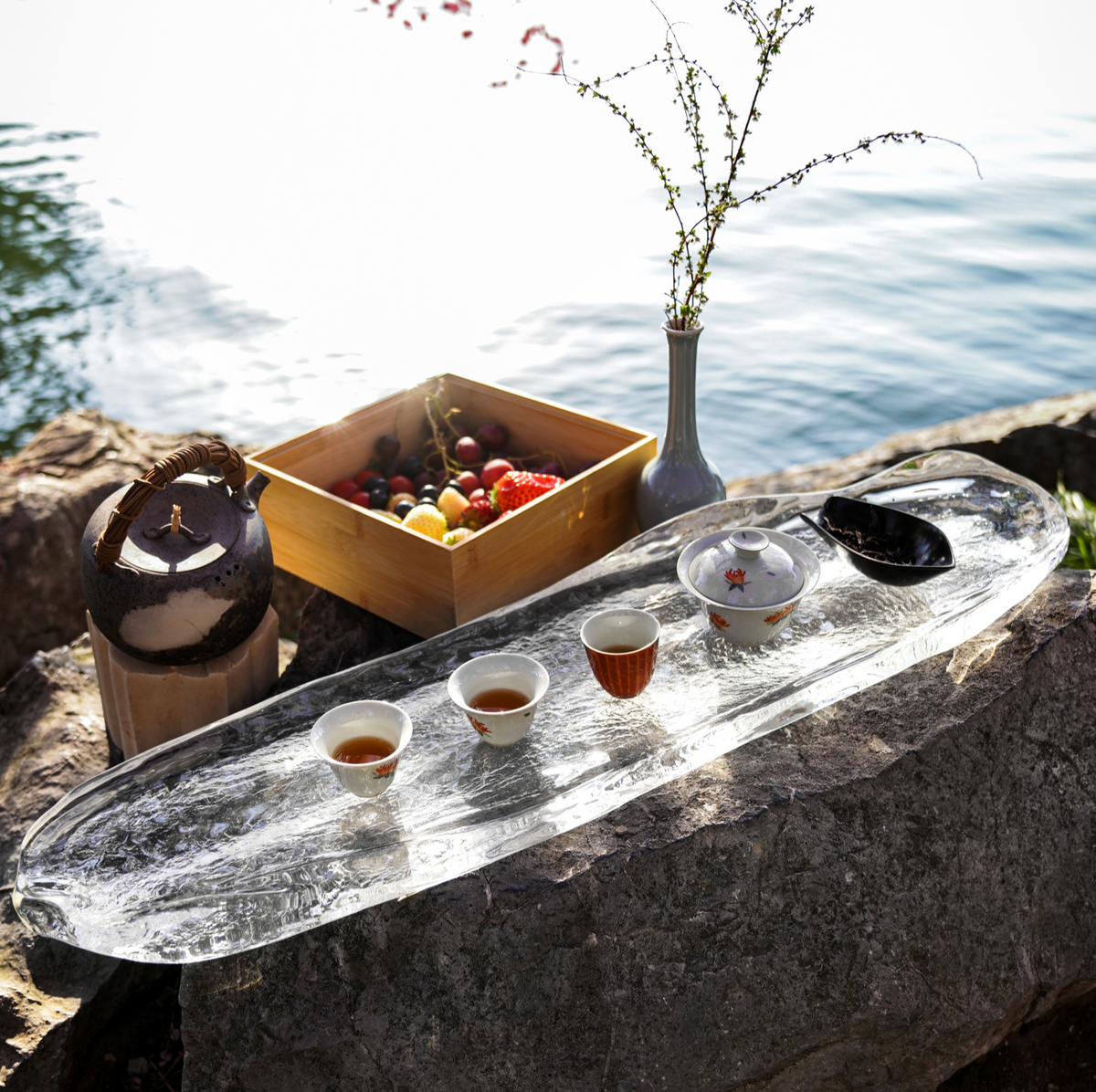 ICE SERVING PLATE