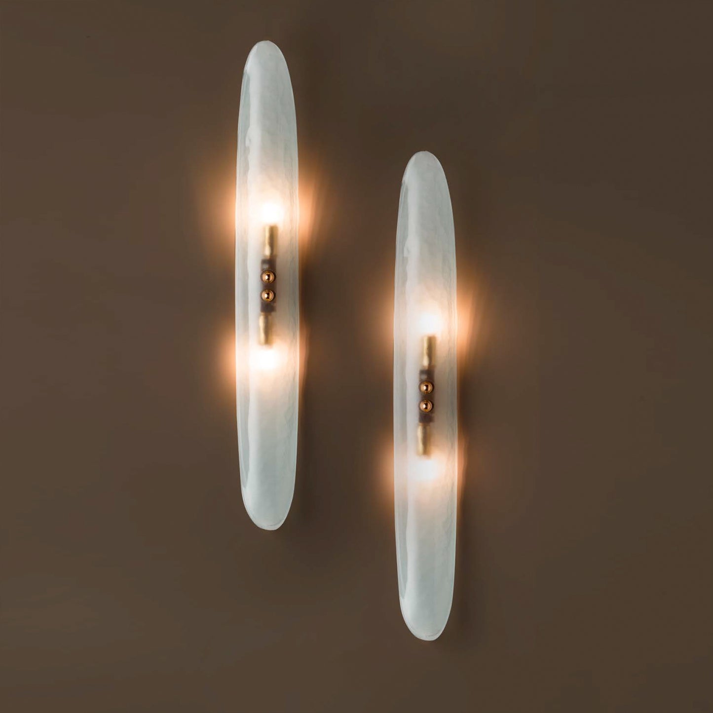 SOPHIA WALL LIGHT