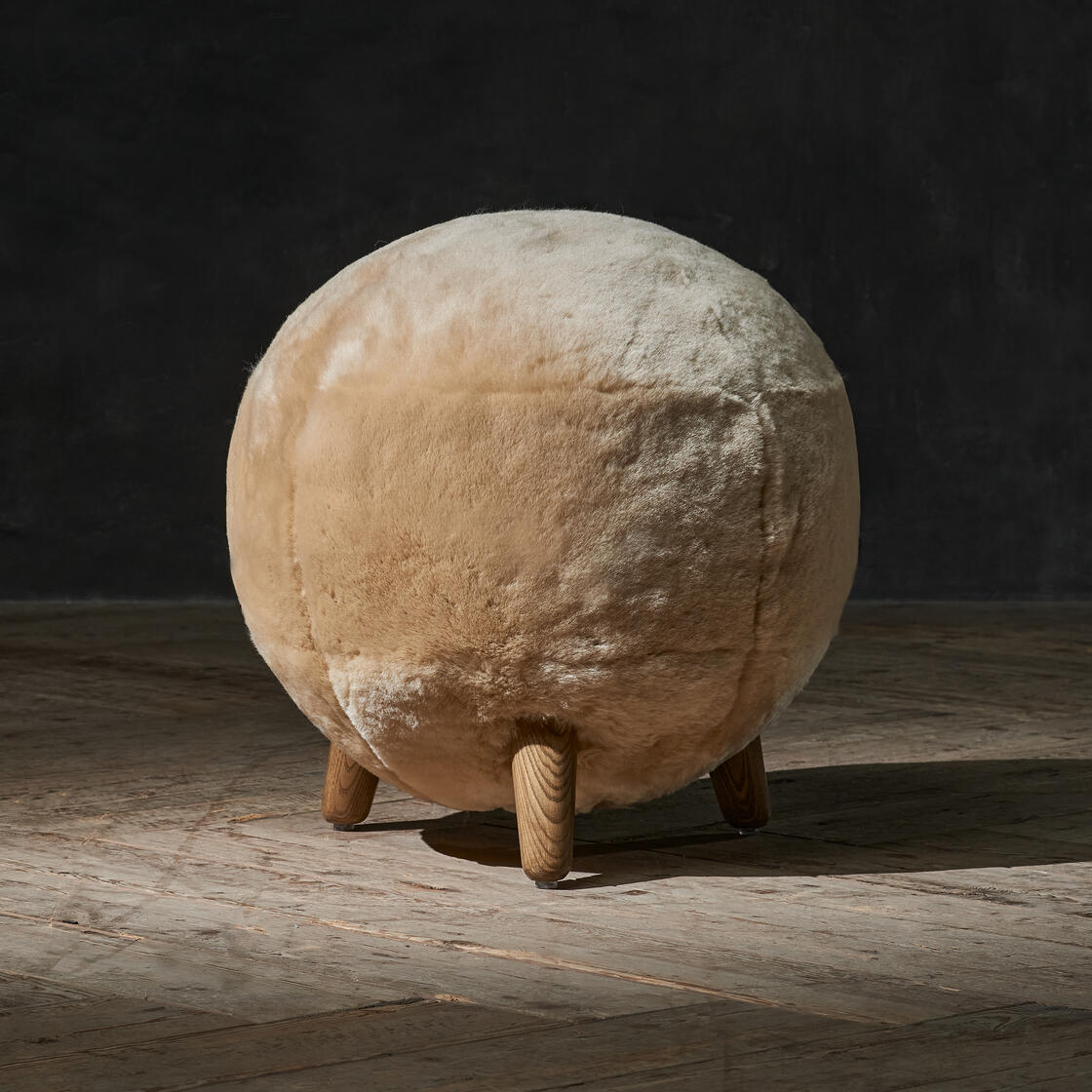 PASTEKH FOOTSTOOL